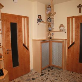 Maßmöbel, begehbare Schränke oder die Küche vom Tischler